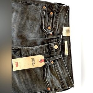 NWT LEVI’S Dark Grey High Rise Women’s Jeans Size 28